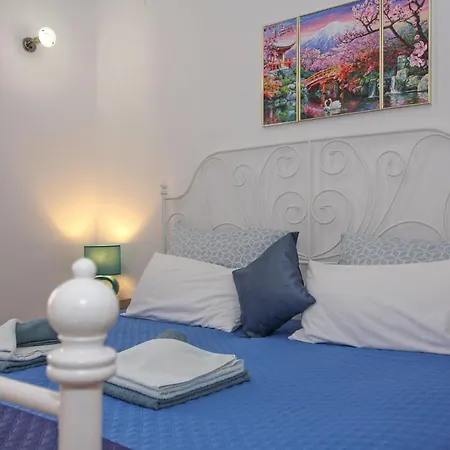 Ane In - Istrien 게스트하우스 풀라