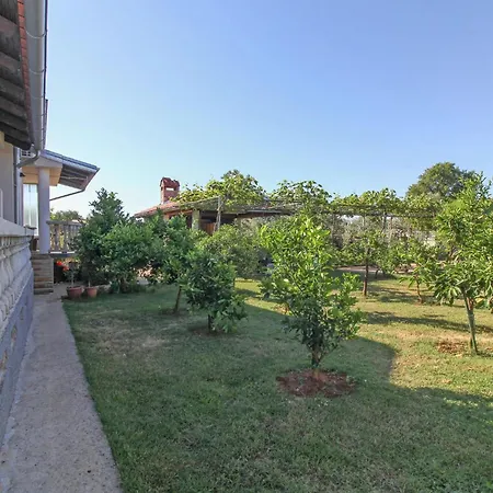 게스트하우스 Ane In - Istrien 3*